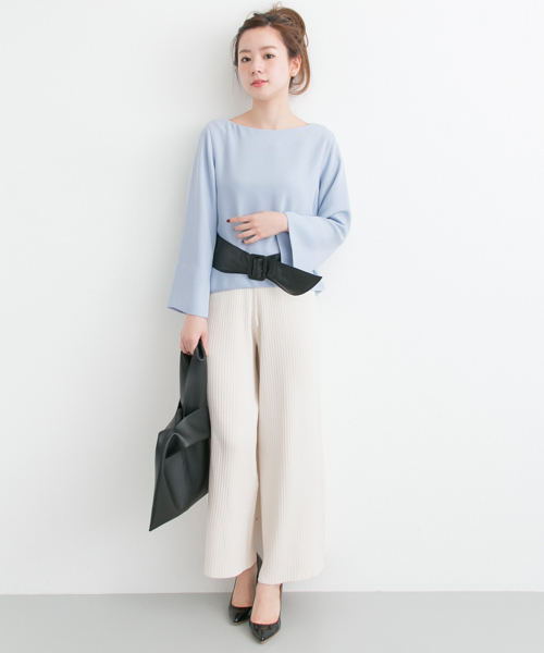 URBAN RESEARCH（アーバンリサーチ）の「 UR ワイドスリーブスリットブラウス（シャツ/ブラウス・レディース・ブルー系その他/ライトカーキ/オフホワイト・FREE）」の10枚目の写真