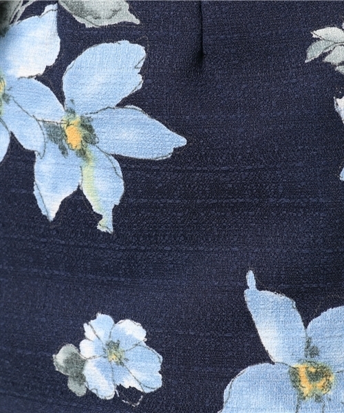 laboratory work（ラボラトリーワーク）の「花柄プリントチューリップ風スカート（スカート・レディース・その他14/ベージュ系その他・SMALL/MEDIUM）」の4枚目の写真