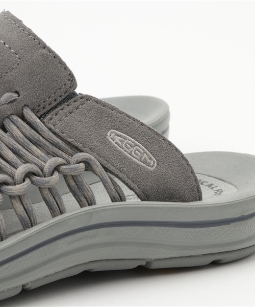 KEEN(キーン)の「UNEEK SLIDE / ユニーク スライド / メンズ スライドサンダル (サンダル・メンズ・グレー・28cm/26cm/26.5cm/30cm/27cm/25.5cm/29cm/27.5cm/25cm)」の9枚目の写真