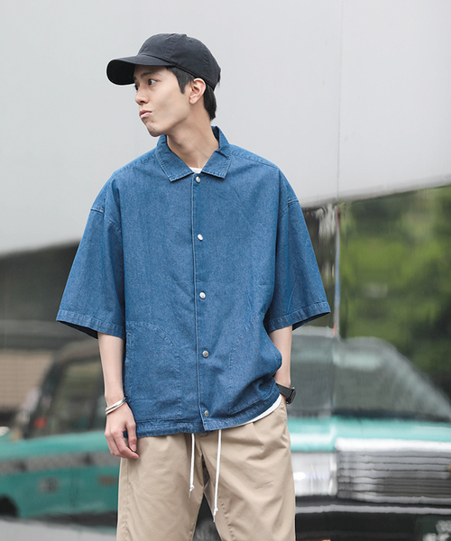 WEGO（ウィゴー）の「WEGO/デニム5分袖コーチジャケット（シャツ/ブラウス・メンズ・ライトインディゴブルー/インディゴブルー・MEDIUM/LARGE）」の5枚目の写真