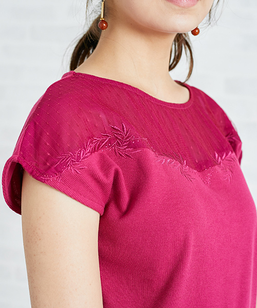 N.（N. Natural Beauty Basic）（エヌエヌナチュラルビューティーベーシック）の「チュール刺しゅうカットソー（Tシャツ/カットソー・レディース・ネイビー/ホワイト/ピンク・MEDIUM）」の9枚目の写真