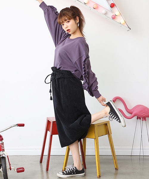 one after another NICE CLAUP（ワンアフターアナザーナイスクラップ）の「お袖にたっぷりフリルトップス（スウェット・レディース・オフホワイト/ブラック/パープル・FREE）」の13枚目の写真