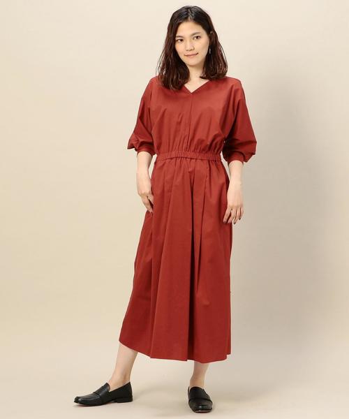 BEAUTY&YOUTH UNITED ARROWS(ビューティーアンドユースユナイテッドアローズ)の「BY コットンギャザーVネックドルマンスリーブワンピース ◆(ワンピース・レディース・ベージュ/オレンジ系その他/ネイビー・FREE)」の9枚目の写真