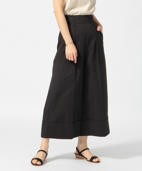 LOWRYS FARM（ローリーズファーム）の「ハイウエストクロップドパンツ　787631（その他パンツ・レディース・ベージュ/ブラック・MEDIUM/LARGE）」の2枚目の写真