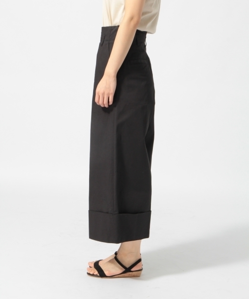 LOWRYS FARM（ローリーズファーム）の「ハイウエストクロップドパンツ　787631（その他パンツ・レディース・ベージュ/ブラック・MEDIUM/LARGE）」の5枚目の写真