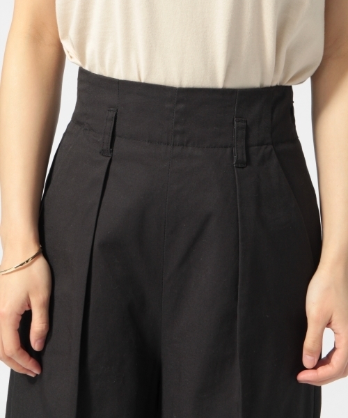 LOWRYS FARM（ローリーズファーム）の「ハイウエストクロップドパンツ　787631（その他パンツ・レディース・ベージュ/ブラック・MEDIUM/LARGE）」の7枚目の写真