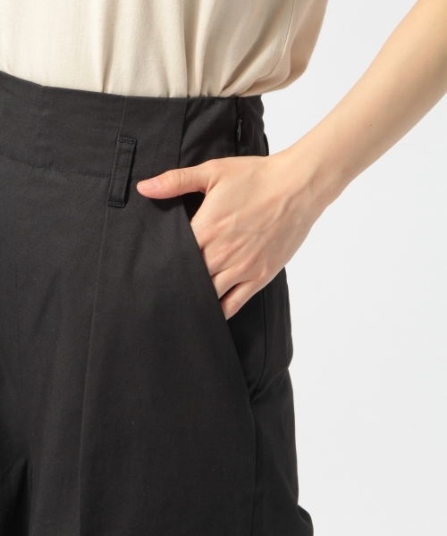 LOWRYS FARM（ローリーズファーム）の「ハイウエストクロップドパンツ　787631（その他パンツ・レディース・ベージュ/ブラック・MEDIUM/LARGE）」の8枚目の写真