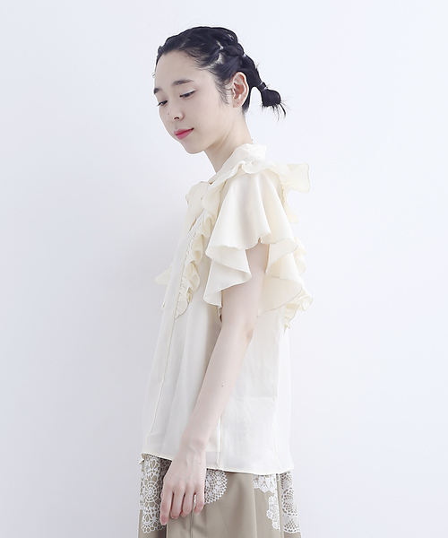 merlot plus（メルロープリュス）の「フリルスリーブブラウス7567（シャツ/ブラウス・レディース・グリーン/アイボリー/ブラック・FREE）」の19枚目の写真