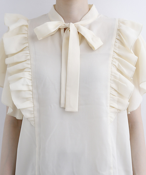 merlot plus（メルロープリュス）の「フリルスリーブブラウス7567（シャツ/ブラウス・レディース・グリーン/アイボリー/ブラック・FREE）」の21枚目の写真