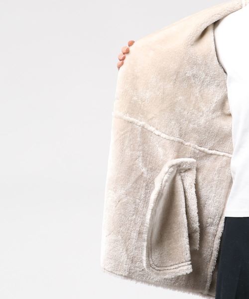 archives(アルシーヴ)の「Fムートンショートフードコート(ムートンコート・レディース・グレー/モカ/アイボリー・MEDIUM)」の11枚目の写真