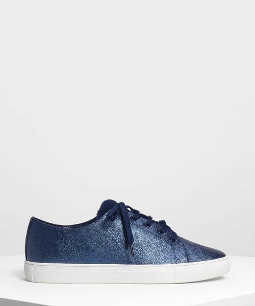 CHARLES & KEITH(チャールズ & キース)の「メタリックスニーカー / Metallic Sneakers(スニーカー・レディース・ライトグレー/パープル/ブルー・22.5cm/23cm/23.5cm/24.5cm/25cm/25.5cm)」の2枚目の写真