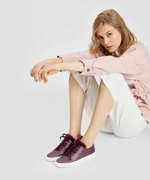 CHARLES & KEITH(チャールズ & キース)の「メタリックスニーカー / Metallic Sneakers(スニーカー・レディース・ライトグレー/パープル/ブルー・22.5cm/23cm/23.5cm/24.5cm/25cm/25.5cm)」の8枚目の写真
