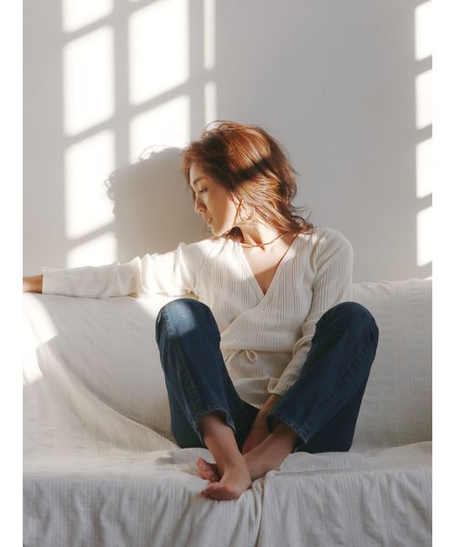 Ungrid(アングリッド)の「テレコカシュクールロングスリーブTee(Tシャツ/カットソー・レディース・ブラック/ベージュ/オフホワイト・FREE)」の9枚目の写真