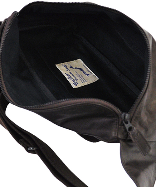 Butler Verner Sails(バトラーヴァーナーセイルス)の「【Butler Verner Sails】 ポニープルアップワンショルダー JA-1111(ボディバッグ/ウエストポーチ・メンズ・ブラック/ブラウン/グリーン/レッド/ネイビー・FREE)」の7枚目の写真