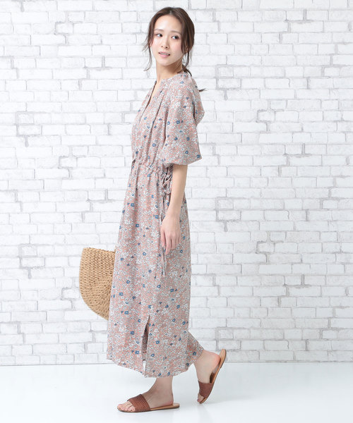 セール Auli 花柄スキッパーワンピース ワンピース Auli アウリィ のファッション通販 Zozotown セール Auli 花柄スキッパーワンピース ワンピース Auli アウリィ のファッション通販 Zozotown