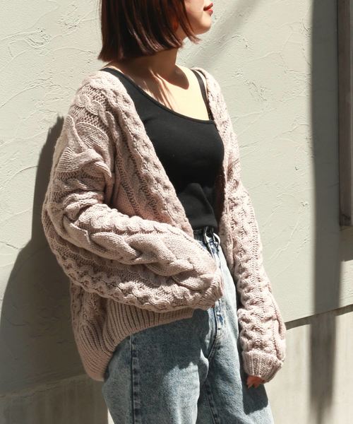 VENCEEXCHANGE（ヴァンスエクスチェンジ）の「ボリュームケーブルカーディガン（カーディガン/ボレロ・レディース・ブラック/ベージュ/パープル/グレー/オフホワイト・M）」の5枚目の写真