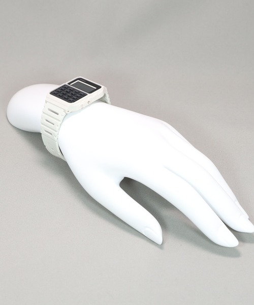 CASIO(カシオ)の「CASIO CLASSIC / CA-53WF-8BJF(デジタル腕時計・メンズ・グレー・FREE)」の3枚目の写真
