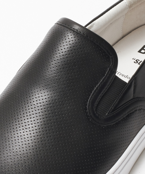 alfredoBANNISTER（アルフレッドバニスター）の「ベーシックレザースリッポンスニーカー（スリッポン・メンズ・ブラック/ホワイト・43/42/40/41/44）」の5枚目の写真