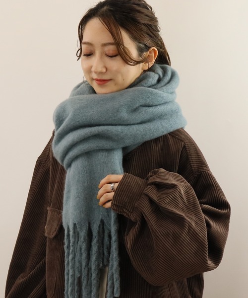 tiptop(ティップトップ)の「ボリュームマフラー(マフラー・レディース・ブラック/ベージュ/アイボリー/グレイッシュベージュ/グリーン/ブルー/ブラウン/C/A/E/F/G/H・FREE)」の6枚目の写真