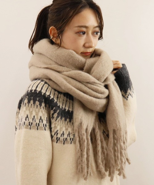 tiptop(ティップトップ)の「ボリュームマフラー(マフラー・レディース・ブラック/ベージュ/アイボリー/グレイッシュベージュ/グリーン/ブルー/ブラウン/C/A/E/F/G/H・FREE)」の17枚目の写真