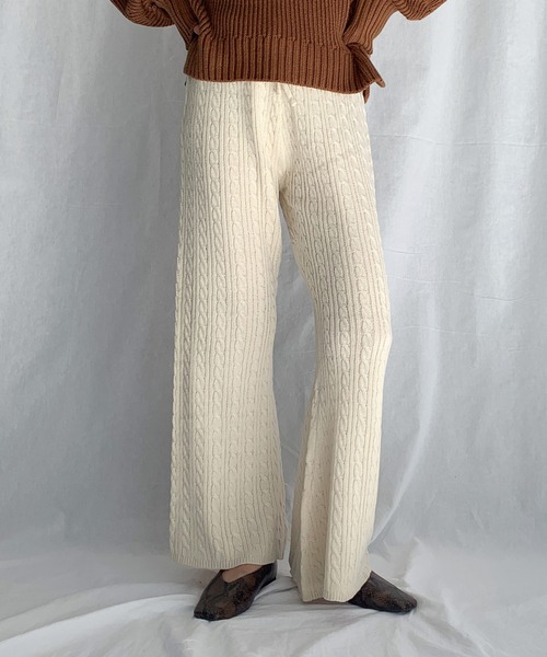PICCIN（ピッチン）の「ケーブル編みフレアパンツ（その他パンツ・レディース・ブラック/アイボリー/モカ・M/L）」の2枚目の写真