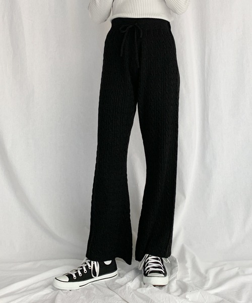 PICCIN（ピッチン）の「ケーブル編みフレアパンツ（その他パンツ・レディース・ブラック/アイボリー/モカ・M/L）」の3枚目の写真