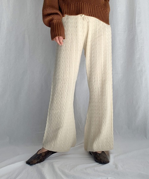 PICCIN（ピッチン）の「ケーブル編みフレアパンツ（その他パンツ・レディース・ブラック/アイボリー/モカ・M/L）」の4枚目の写真