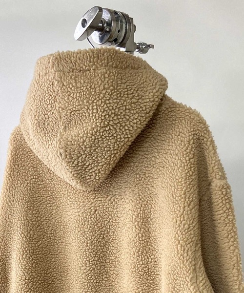 Beno(ビーノ)の「もこもこ シェルパ ボア フリース / ルーズシルエット / プルオーバー フーディー パーカー(パーカー・メンズ・オリーブ/ネイビー/ベージュ/グレー/ブラック/オフホワイト・LL/L/M)」の12枚目の写真