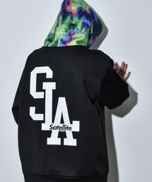 Satellite（サテライト）の「【SATELLITE/サテライト】DWR SLA SWEAT HOODIE ビッグシルエット ロゴ スウェット（パーカー・レディース）」