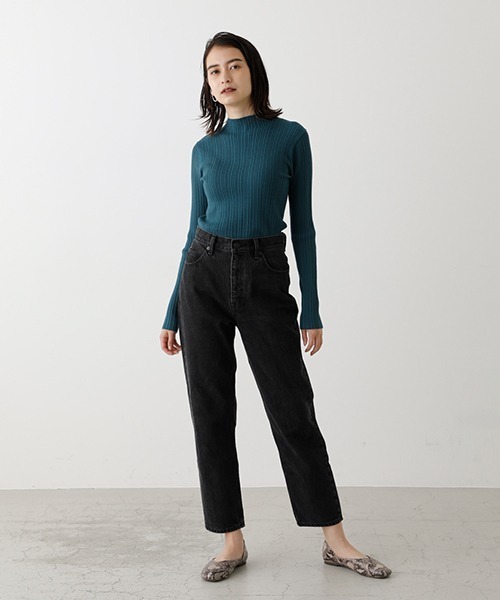 AZUL by moussy（アズールバイマウジー）の「COLOR DENIM TAPERED/カラーデニムテーパード（デニムパンツ・レディース・ブラック/ライトベージュ・SMALL/MEDIUM/LARGE/X-SMALL）」の13枚目の写真