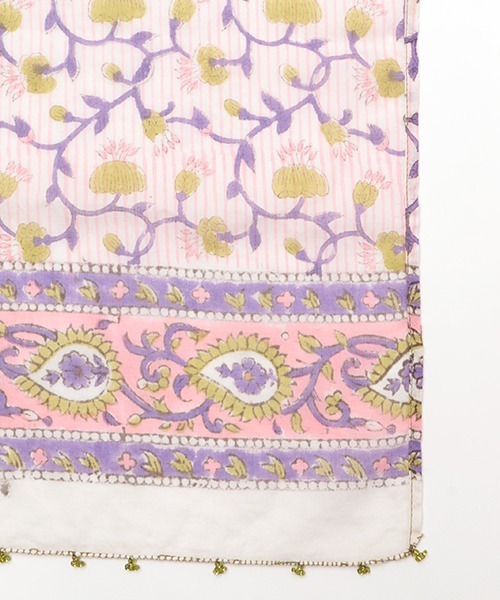 チチカカ（チチカカ）の「ブロックプリントスカーフ（バンダナ/スカーフ・レディース・ピンク/イエロー・FREE）」の6枚目の写真