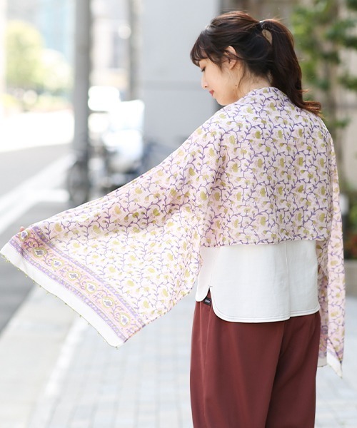 チチカカ（チチカカ）の「ブロックプリントスカーフ（バンダナ/スカーフ・レディース・ピンク/イエロー・FREE）」の4枚目の写真