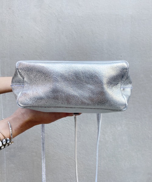 SHENERY（シーナリー）の「【WEB限定】(AULENTTI/オーレンティ) レザーバッグ（トートバッグ・レディース・ゴールド/シルバー・FREE）」の15枚目の写真