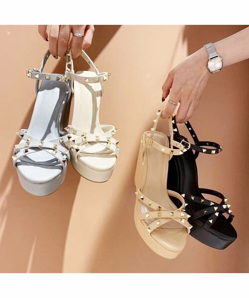 ESPERANZA（エスペランサ）の「◆ストラップスタッズ厚底ウエッジサンダル（サンダル・レディース・ブラック/ブルー/アイボリー/ピンク系/ベージュ・LL/S/M/L）」の3枚目の写真