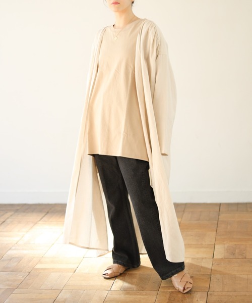 Auntie Rosa Holiday(アンティローザホリデー)の「麻ギャザーロングコート(ノーカラーコート・レディース・ベージュ/アイボリー・FREE)」の7枚目の写真