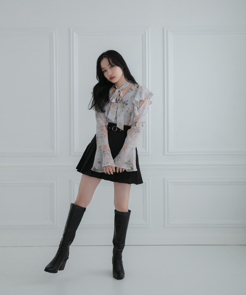 ANDGEEBEE（アンジービー）の「フラワーブラウス（シャツ/ブラウス・レディース・ラベンダー/ブルー・MEDIUM）」の7枚目の写真