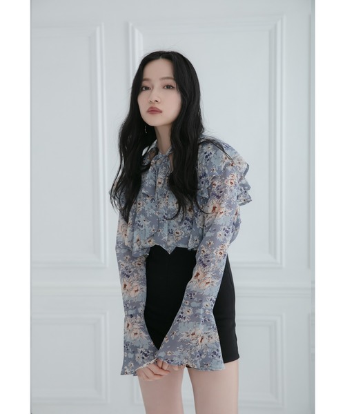 ANDGEEBEE（アンジービー）の「フラワーブラウス（シャツ/ブラウス・レディース・ラベンダー/ブルー・MEDIUM）」の6枚目の写真