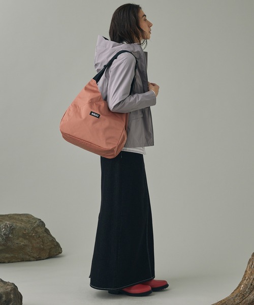 AIGLE(エーグル)の「全天候対応型 フルフィール ラバーブーツ ロー / ショートブーツ(レインシューズ・レディース・ブラック/シルバー/ブラック系その他/ブルー/レッド/モスグリーン/ピンク/ホワイト/セージグリーン/チェリーピンク/エメラルド・38/39/35/36/37/41/40)」の22枚目の写真