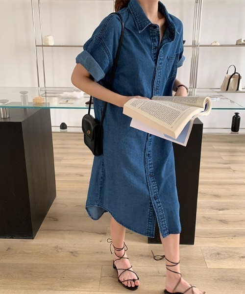 emi+（エミプラス）の「オーバーサイズ デニムシャツワンピース（シャツワンピース・レディース・ブルー/ブラック・L/M）」の6枚目の写真