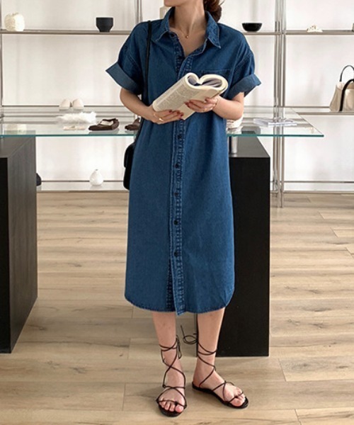 emi+（エミプラス）の「オーバーサイズ デニムシャツワンピース（シャツワンピース・レディース・ブルー/ブラック・L/M）」の10枚目の写真