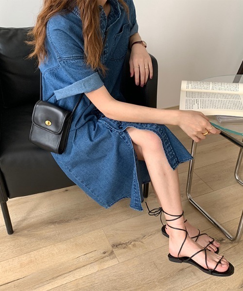 emi+（エミプラス）の「オーバーサイズ デニムシャツワンピース（シャツワンピース・レディース・ブルー/ブラック・L/M）」の19枚目の写真