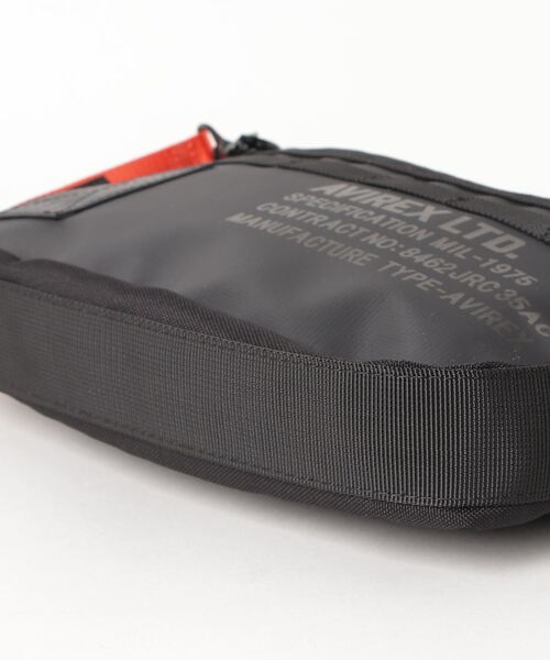 AVIREX（アヴィレックス）の「【バッグ】ダンテⅢ ｽｸｴｱｼｮﾙﾀﾞｰﾊﾞｯｸ/DANTEⅢ SQUARE SHOULDER BAG/アヴィレックス/AVIREX（ショルダーバッグ・レディース・ブラック/オリーブ/イエロー・FREE）」の5枚目の写真