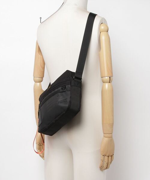 AVIREX（アヴィレックス）の「【バッグ】ダンテⅢ ｽｸｴｱｼｮﾙﾀﾞｰﾊﾞｯｸ/DANTEⅢ SQUARE SHOULDER BAG/アヴィレックス/AVIREX（ショルダーバッグ・レディース・ブラック/オリーブ/イエロー・FREE）」の12枚目の写真