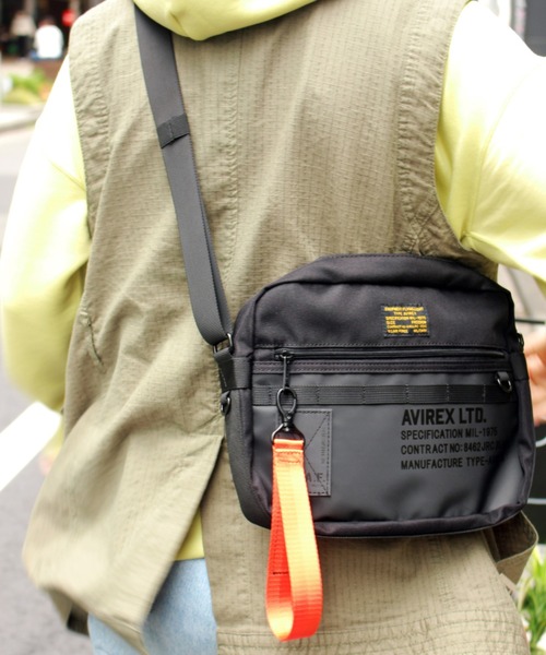 AVIREX（アヴィレックス）の「【バッグ】ダンテⅢ ｽｸｴｱｼｮﾙﾀﾞｰﾊﾞｯｸ/DANTEⅢ SQUARE SHOULDER BAG/アヴィレックス/AVIREX（ショルダーバッグ・レディース・ブラック/オリーブ/イエロー・FREE）」の10枚目の写真