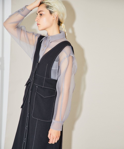 INella（イネラ）の「【INella(イネラ)】Vネックジャンパースカート（ワンピース・レディース・ブラック/ベージュ・FREE）」の5枚目の写真