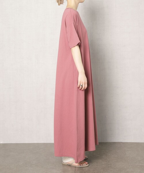 FREAK'S STORE（フリークスストア）の「【WEB限定】フレアマキシワンピース（ワンピース・レディース・ナチュラル/ライトグレー/ブラック/ピンク/ネイビー/ベージュ×ブラック/ホワイト×ブラック・ﾌﾘ-）」の21枚目の写真