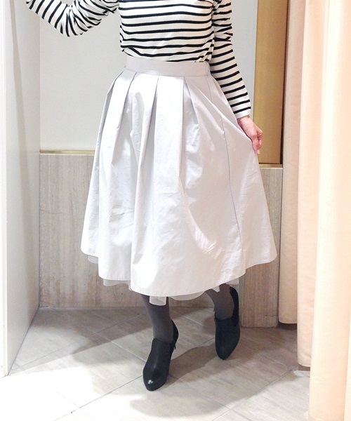 La TOTALITE（ラトータリテ）の「リバーシブルミモレスカート。（スカート・レディース・ブラック/キャメル/グレー・FREE）」の2枚目の写真