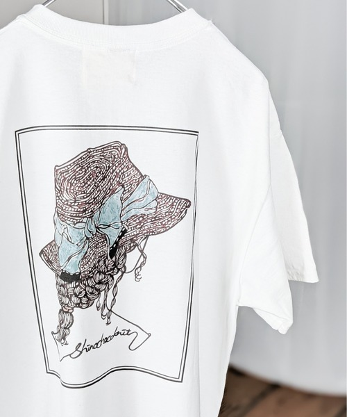 Per sist ence（パーシエンス）の「Per sist ence/パーシエンス　イラストレーター"shinochocoknit" イラストコラボTEE（Tシャツ/カットソー・レディース・ホワイト系その他/ホワイト系その他2/ホワイト系その他3/ホワイト系その他4/ホワイト系その他5/ホワイト系その他6・MEDIUM/LARGE）」の3枚目の写真