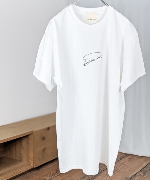 Per sist ence（パーシエンス）の「Per sist ence/パーシエンス　イラストレーター"shinochocoknit" イラストコラボTEE（Tシャツ/カットソー・レディース・ホワイト系その他/ホワイト系その他2/ホワイト系その他3/ホワイト系その他4/ホワイト系その他5/ホワイト系その他6・MEDIUM/LARGE）」の7枚目の写真