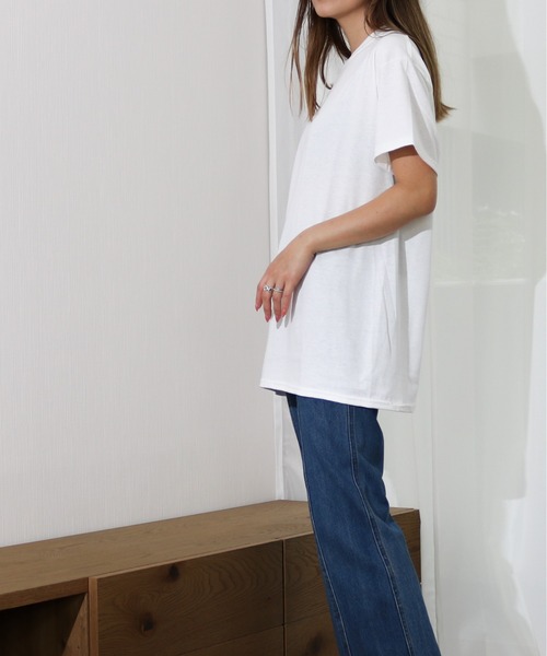 Per sist ence（パーシエンス）の「Per sist ence/パーシエンス　イラストレーター"shinochocoknit" イラストコラボTEE（Tシャツ/カットソー・レディース・ホワイト系その他/ホワイト系その他2/ホワイト系その他3/ホワイト系その他4/ホワイト系その他5/ホワイト系その他6・MEDIUM/LARGE）」の11枚目の写真